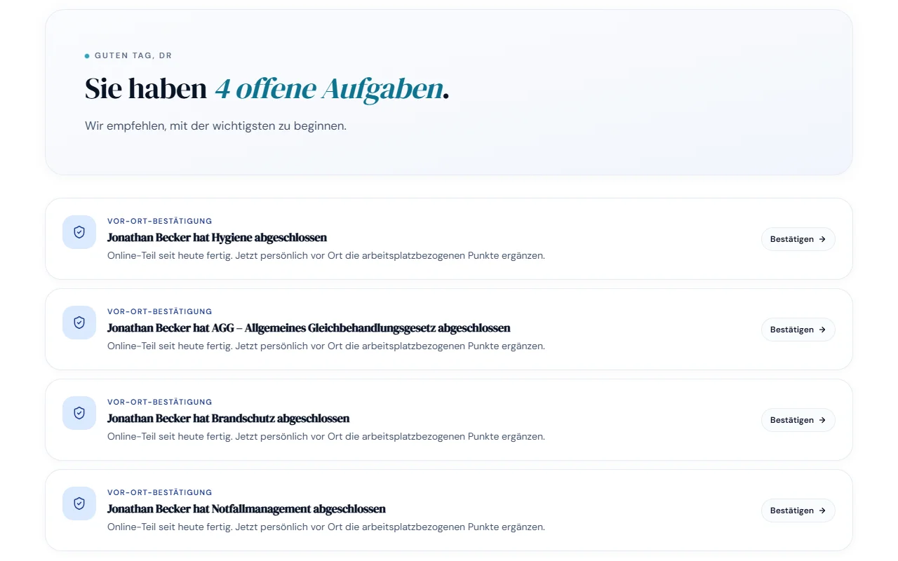 FitStaff-Dashboard: offene Vor-Ort-Bestätigungen nach abgeschlossenem Online-Teil, Score und Status der Mitarbeitenden